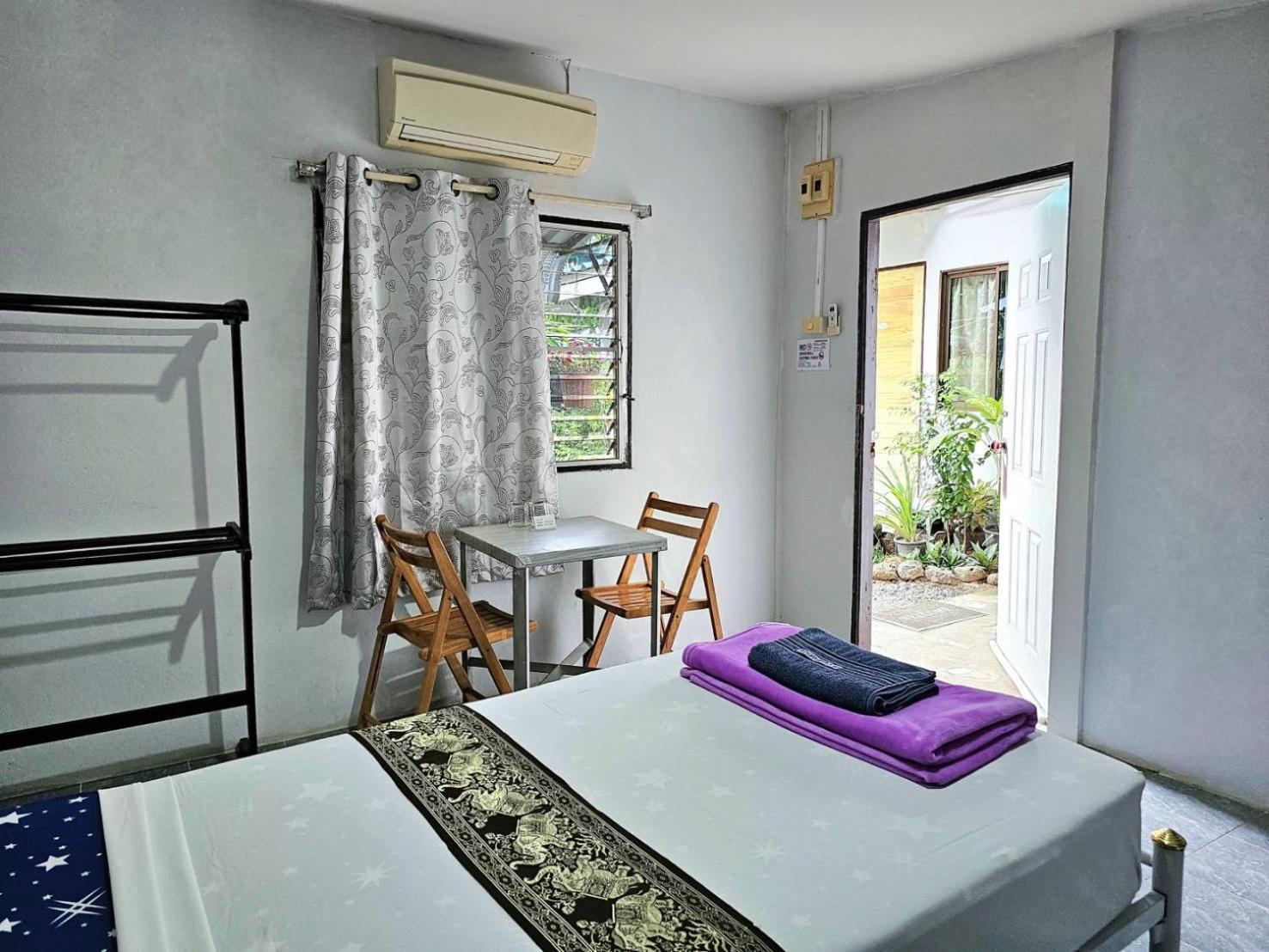 P.California Inter Hostel Nang Rong Exterior photo