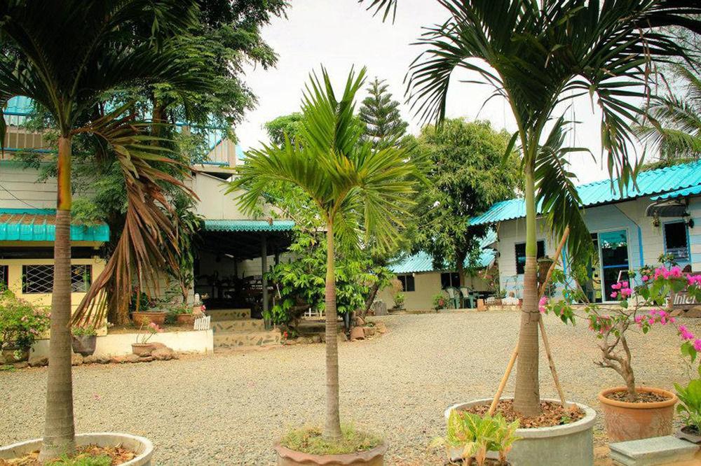 P.California Inter Hostel Nang Rong Exterior photo